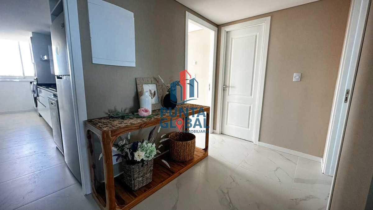 Apartamento ID.94 - Venta Apartamento 2 Dormitorios Punta del Este