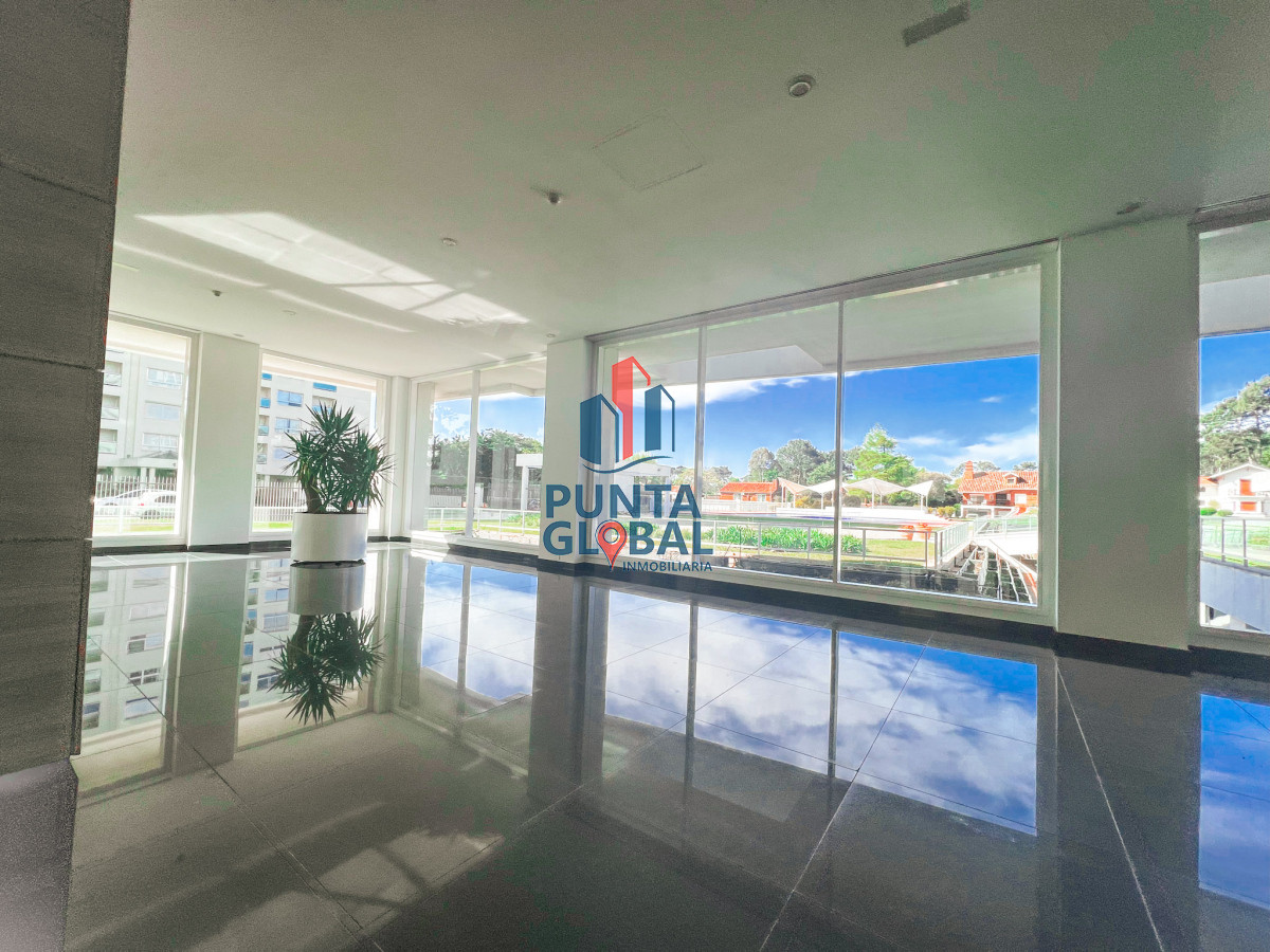 Apartamento ID.23 - Venta Espectacular Apartamento 3 Dormitorios Punta del Este