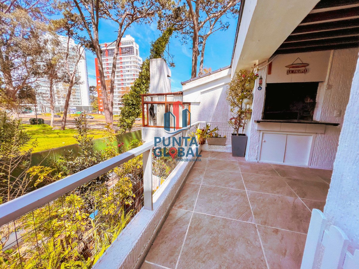 Apartamento ID.27 - Apartamento 2 dormitorios 1 baño Av. Roosevelt 