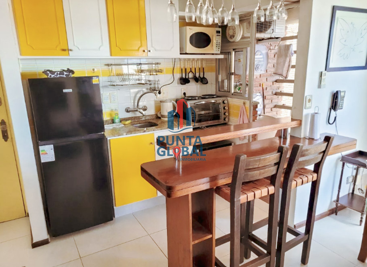 Apartamento ID.54 - Alquiler Invernal 1 Dormitorio a pasos de Playa Brava