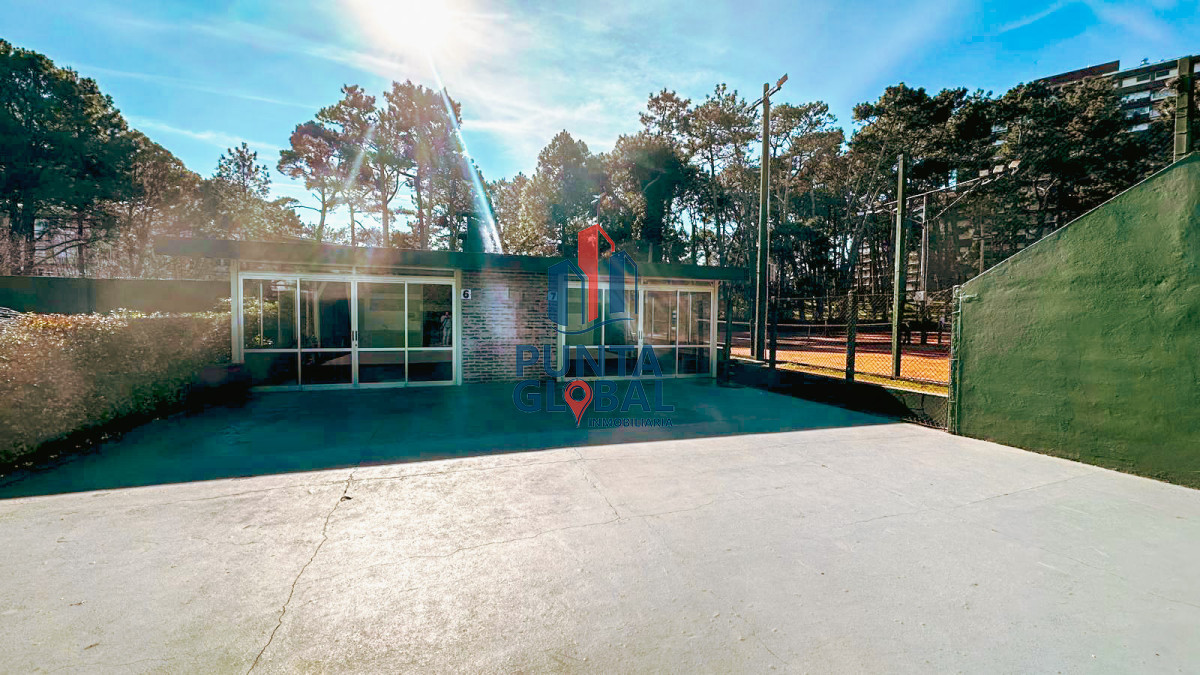 Apartamento ID.270 - Venta Apartamento 2 Dormitorios Punta del Este