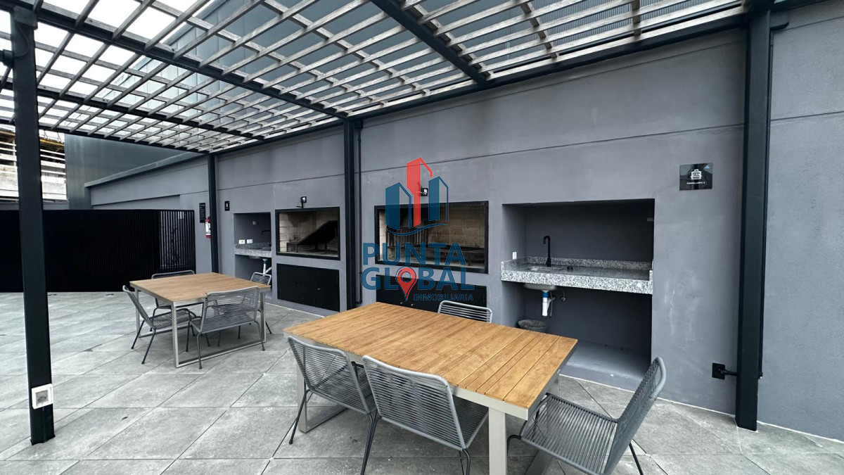 Apartamento ID.117 - Venta Apartamento 3 Dormitorios Punta del Este