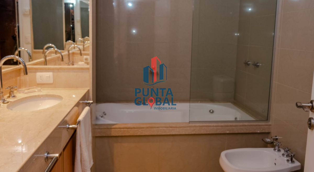 Apartamento ID.154 - Venta Apartamento 2 Dormitorios Punta del Este