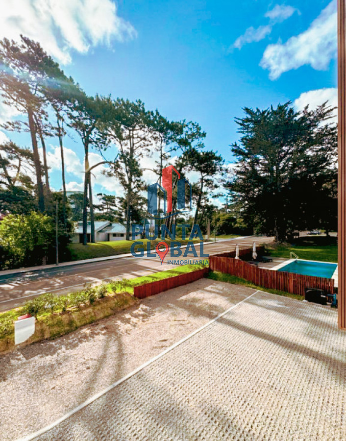 Apartamento ID.239 - Venta Apartamento 3 Dormitorios Punta del Este