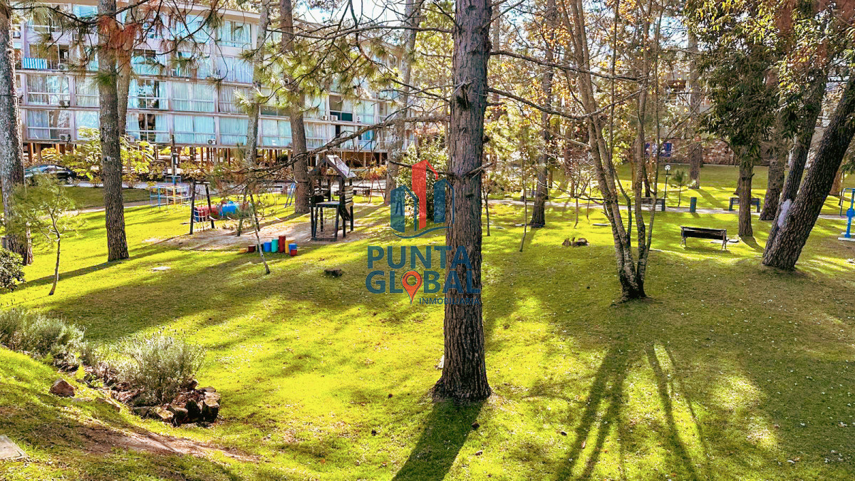 Apartamento ID.270 - Venta Apartamento 2 Dormitorios Punta del Este