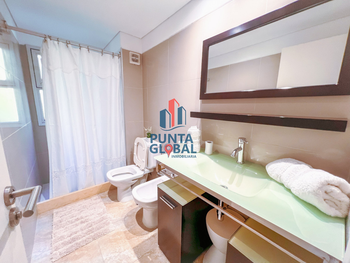 Apartamento ID.12 - Venta de hermoso apartamento en Playa Brava