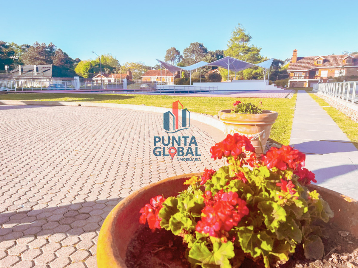 Apartamento ID.23 - Venta Espectacular Apartamento 3 Dormitorios Punta del Este