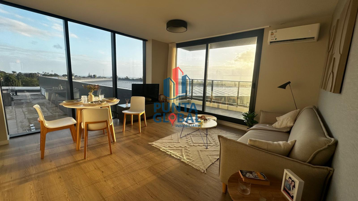 Apartamento ID.117 - Venta Apartamento 3 Dormitorios Punta del Este