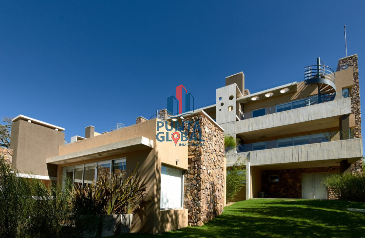 Apartamento ID.70 - Venta Apartamento 2 Dormitorios Punta Ballena