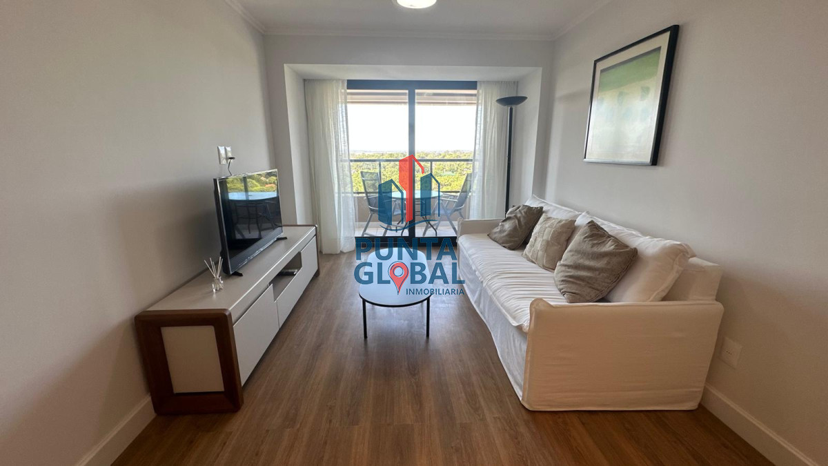 Apartamento ID.33 - Alquiler Anual 2 Dormitorios Punta del Este