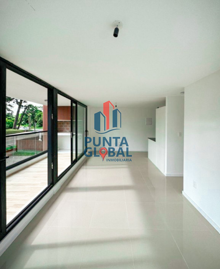 Apartamento ID.239 - Venta Apartamento 3 Dormitorios Punta del Este