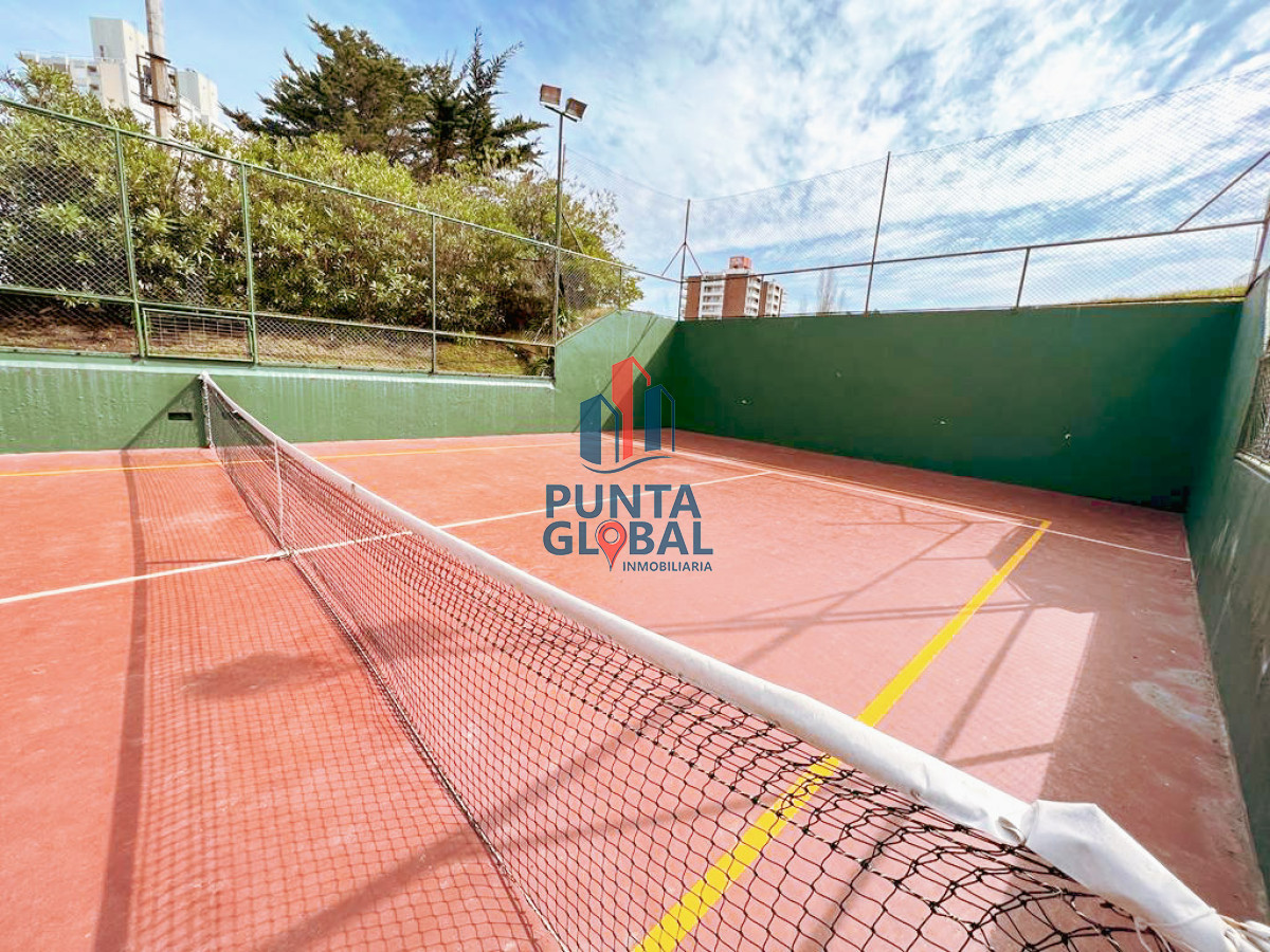 Apartamento ID.237 - Venta Apartamento 3 Dormitorios Punta del Este
