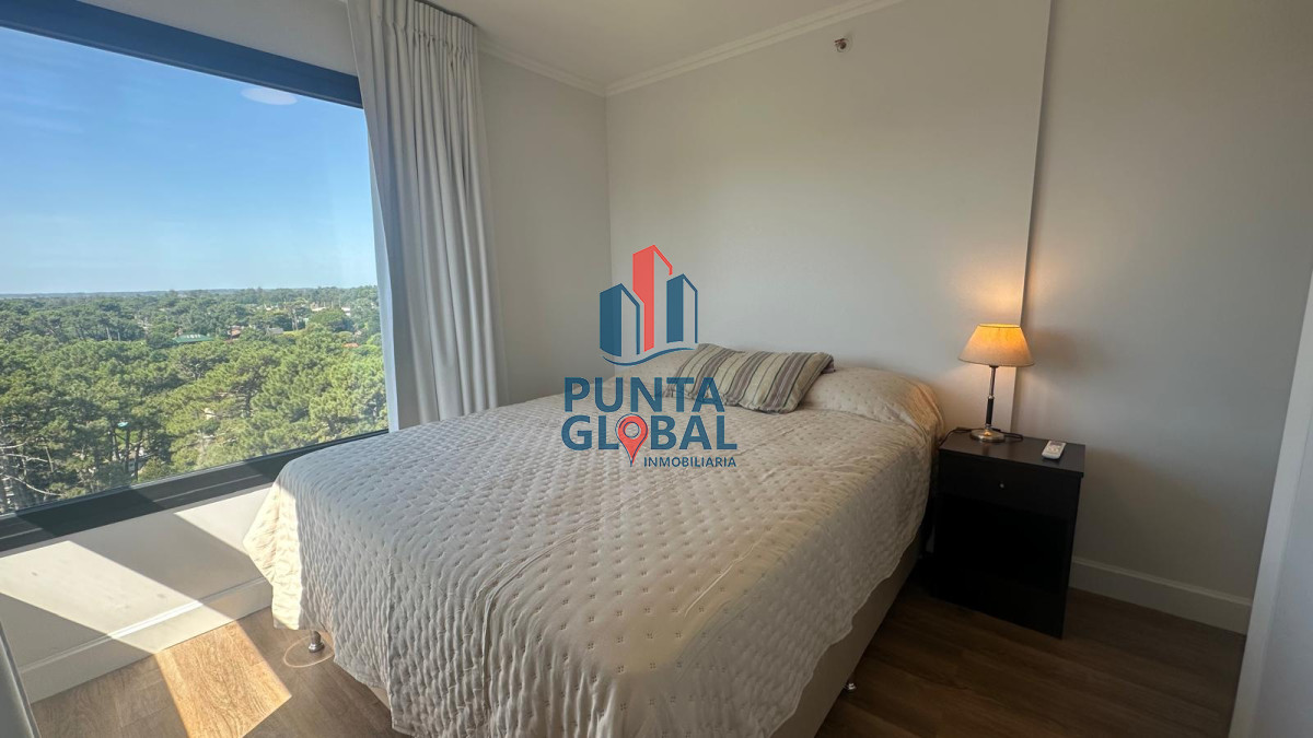 Apartamento ID.33 - Alquiler Anual 2 Dormitorios Punta del Este