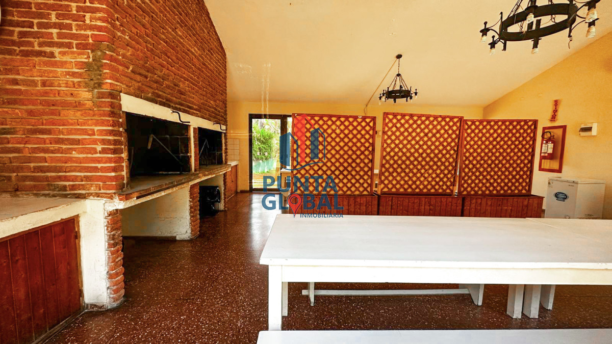 Apartamento ID.270 - Venta Apartamento 2 Dormitorios Punta del Este