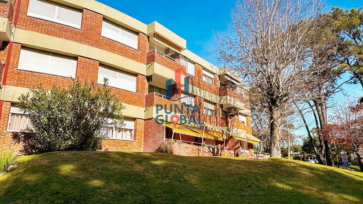 Apartamento ID.270 - Venta Apartamento 2 Dormitorios Punta del Este