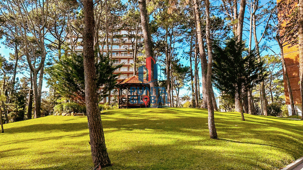 Apartamento ID.270 - Venta Apartamento 2 Dormitorios Punta del Este