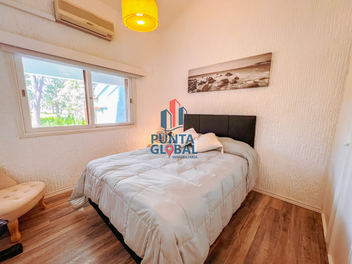 Apartamento ID.27 - Apartamento 2 dormitorios 1 baño Av. Roosevelt 