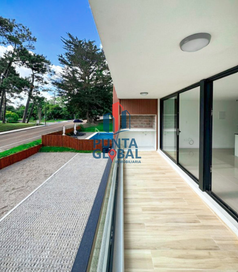 Apartamento ID.239 - Venta Apartamento 3 Dormitorios Punta del Este