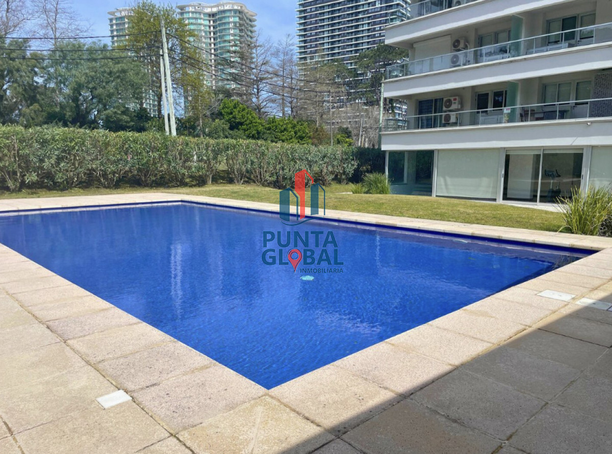 Apartamento ID.79 - Venta Pent-House 2 Dormitorios Punta del Este