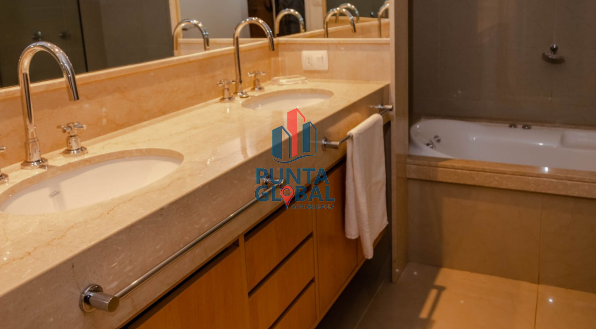Apartamento ID.154 - Venta Apartamento 2 Dormitorios Punta del Este