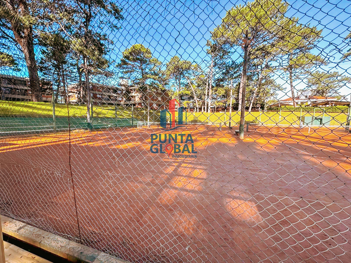 Apartamento ID.270 - Venta Apartamento 2 Dormitorios Punta del Este