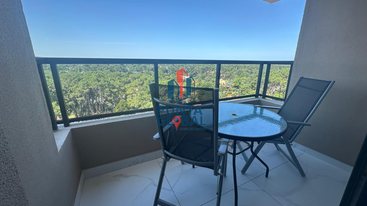 Apartamento ID.33 - Alquiler Anual 2 Dormitorios Punta del Este