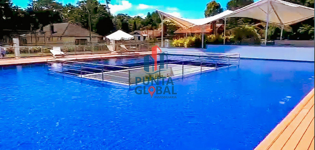 Apartamento ID.23 - Venta Espectacular Apartamento 3 Dormitorios Punta del Este