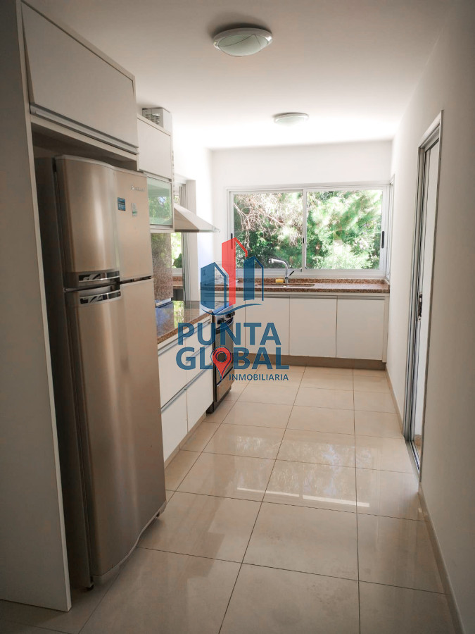 Apartamento ID.145 - Venta Apartamento 2 Dormitorios Punta del Este