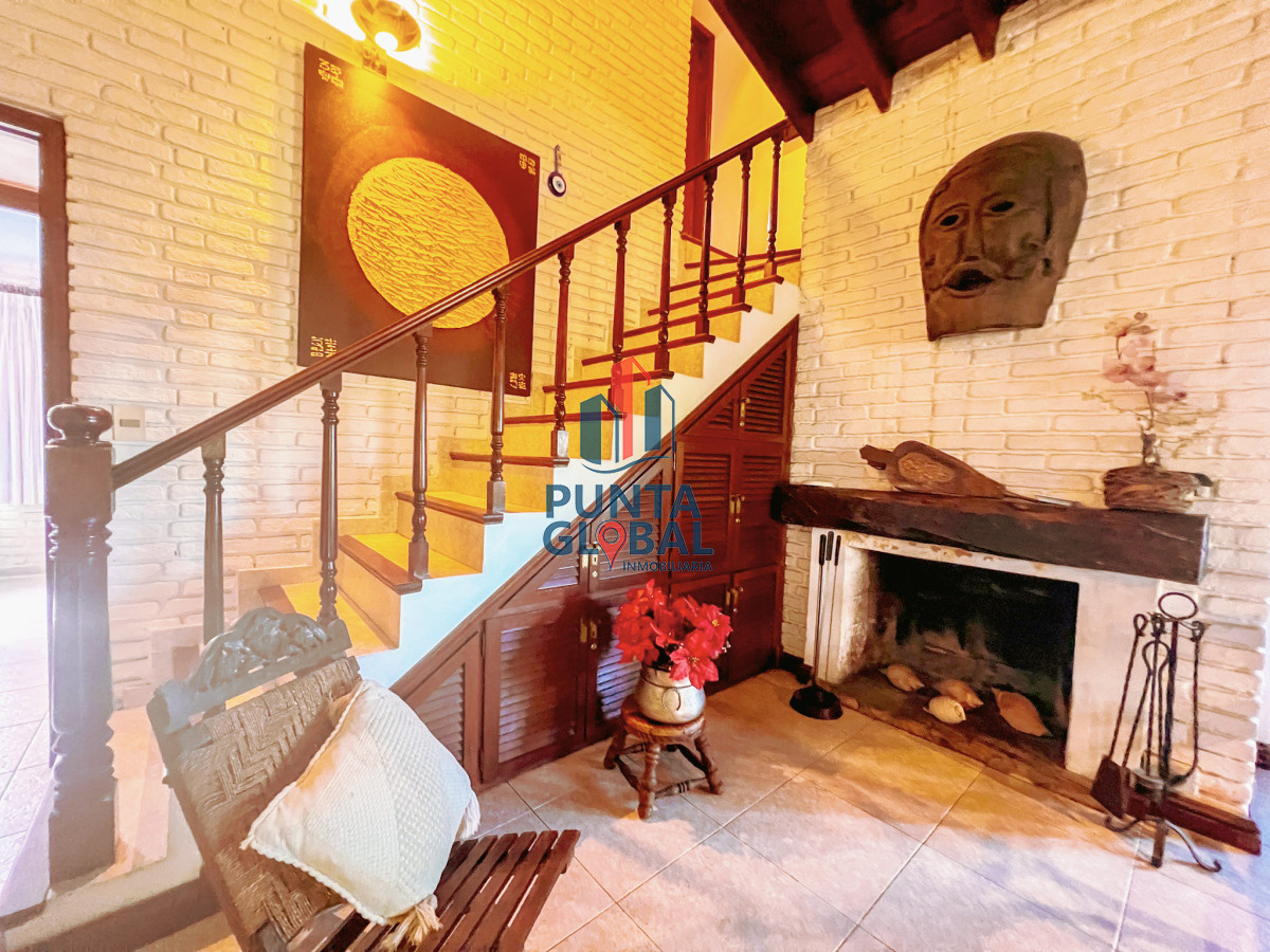 Casa ID.19 - Venta hermosa Casa 4 Dormitorios en Mansa Punta del Este