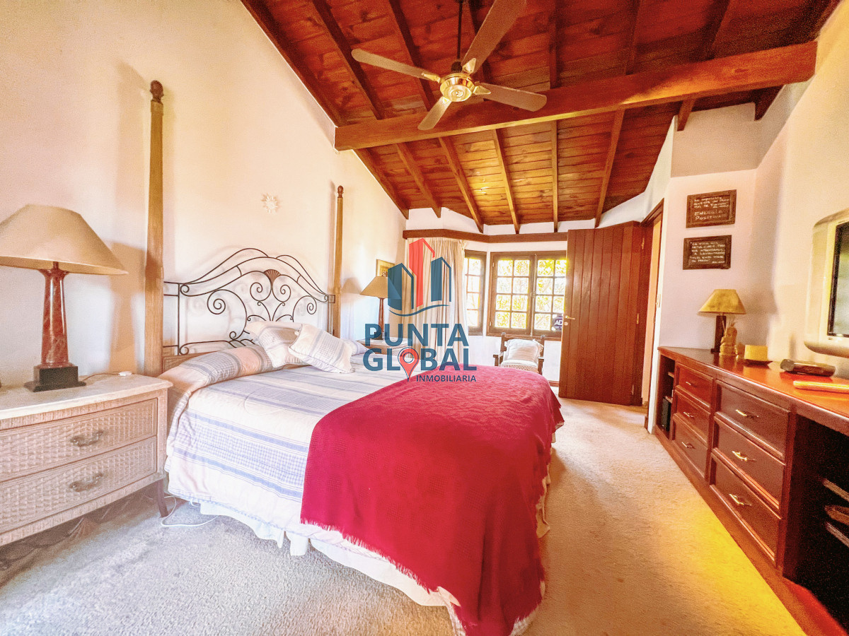 Casa ID.19 - Venta hermosa Casa 4 Dormitorios en Mansa Punta del Este