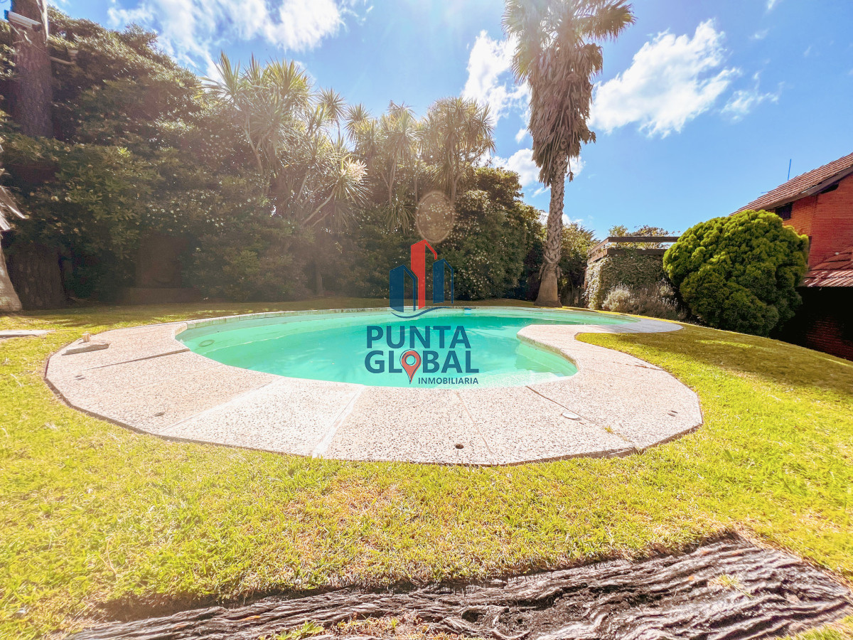 Casa ID.19 - Venta hermosa Casa 4 Dormitorios en Mansa Punta del Este