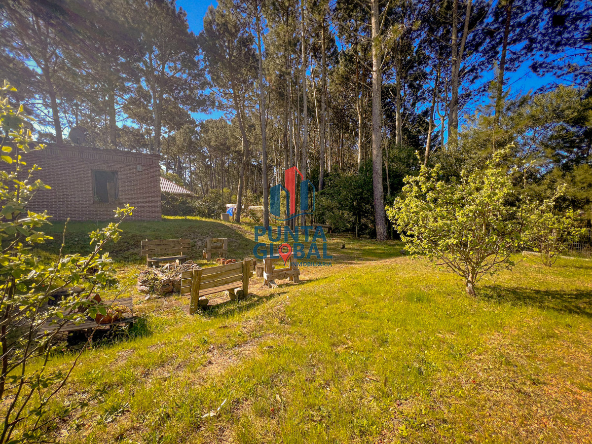 Casa ID.13 - Casa en venta 3 habitaciones 2 baños, Pinares Punta del Este
