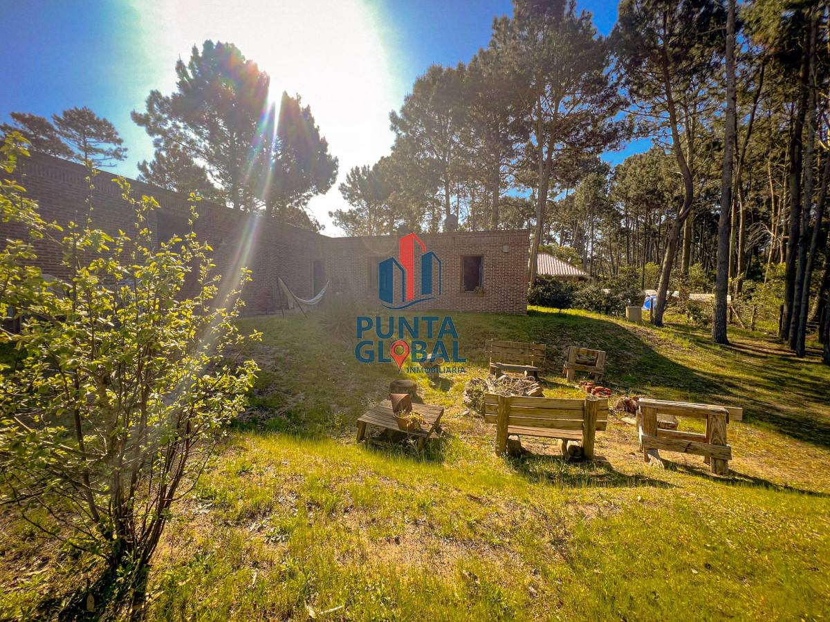 Casa ID.13 - Casa en venta 3 habitaciones 2 baños, Pinares Punta del Este