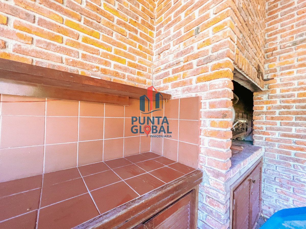 Casa ID.19 - Venta hermosa Casa 4 Dormitorios en Mansa Punta del Este