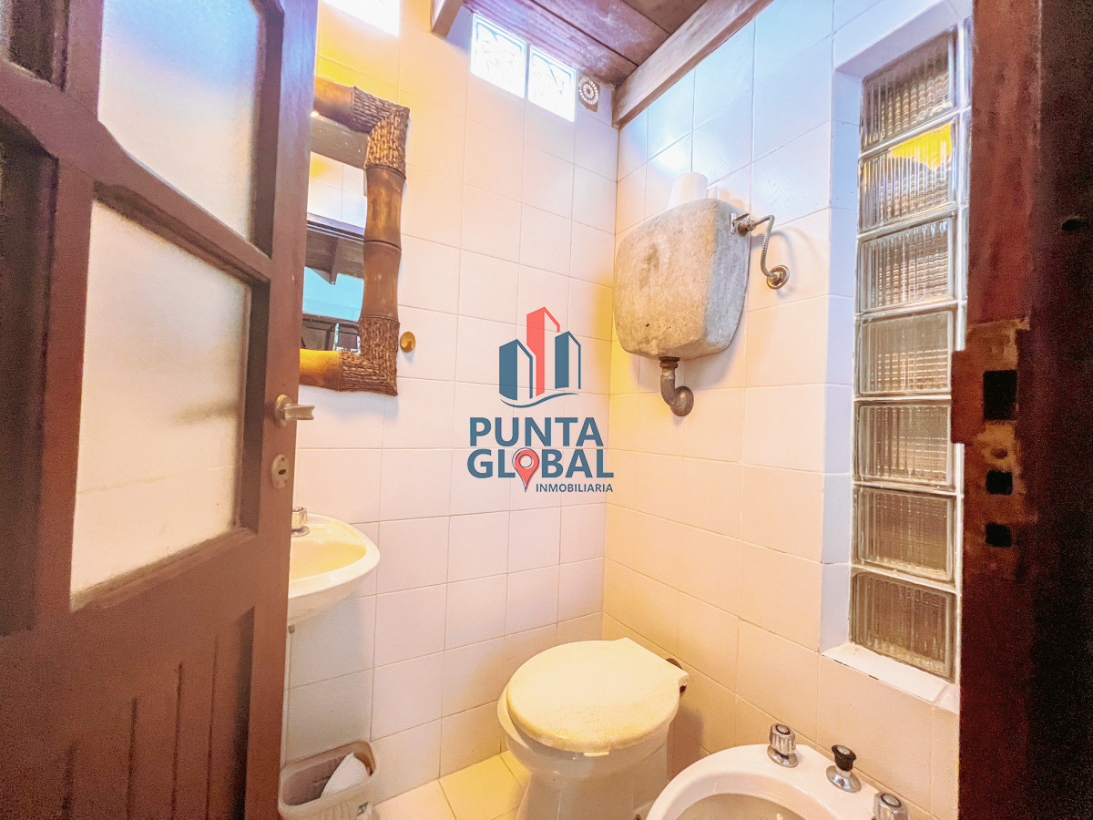 Casa ID.19 - Venta hermosa Casa 4 Dormitorios en Mansa Punta del Este