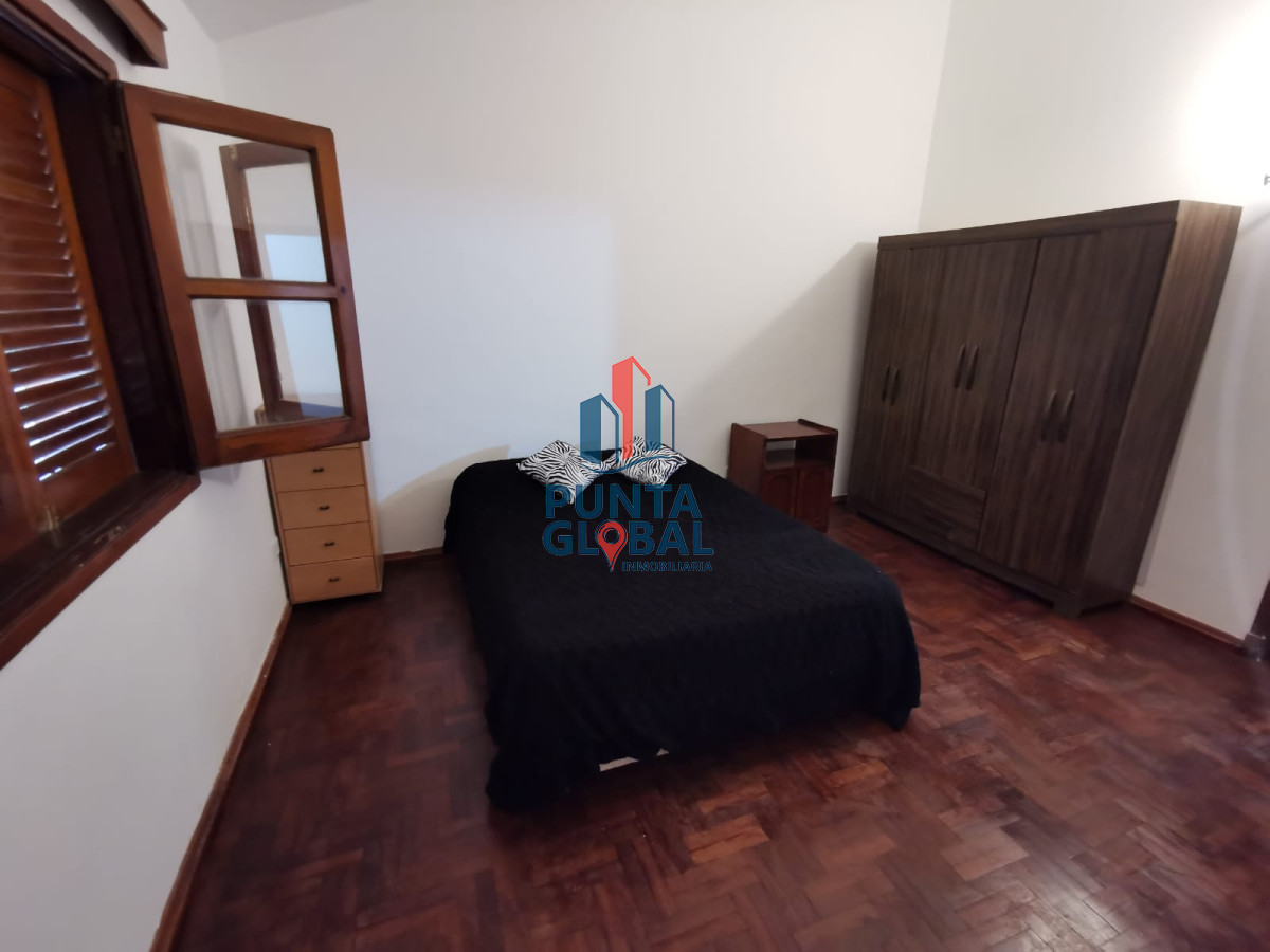 Casa ID.31 - Venta de propiedad con 2 casa y amplio terreno