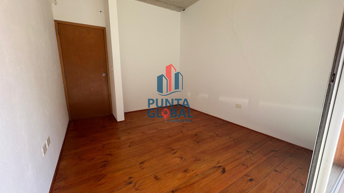 Casa ID.9 - Venta amplia Casa de 3 habitaciones, rodeada de vegetación y tranquilidad