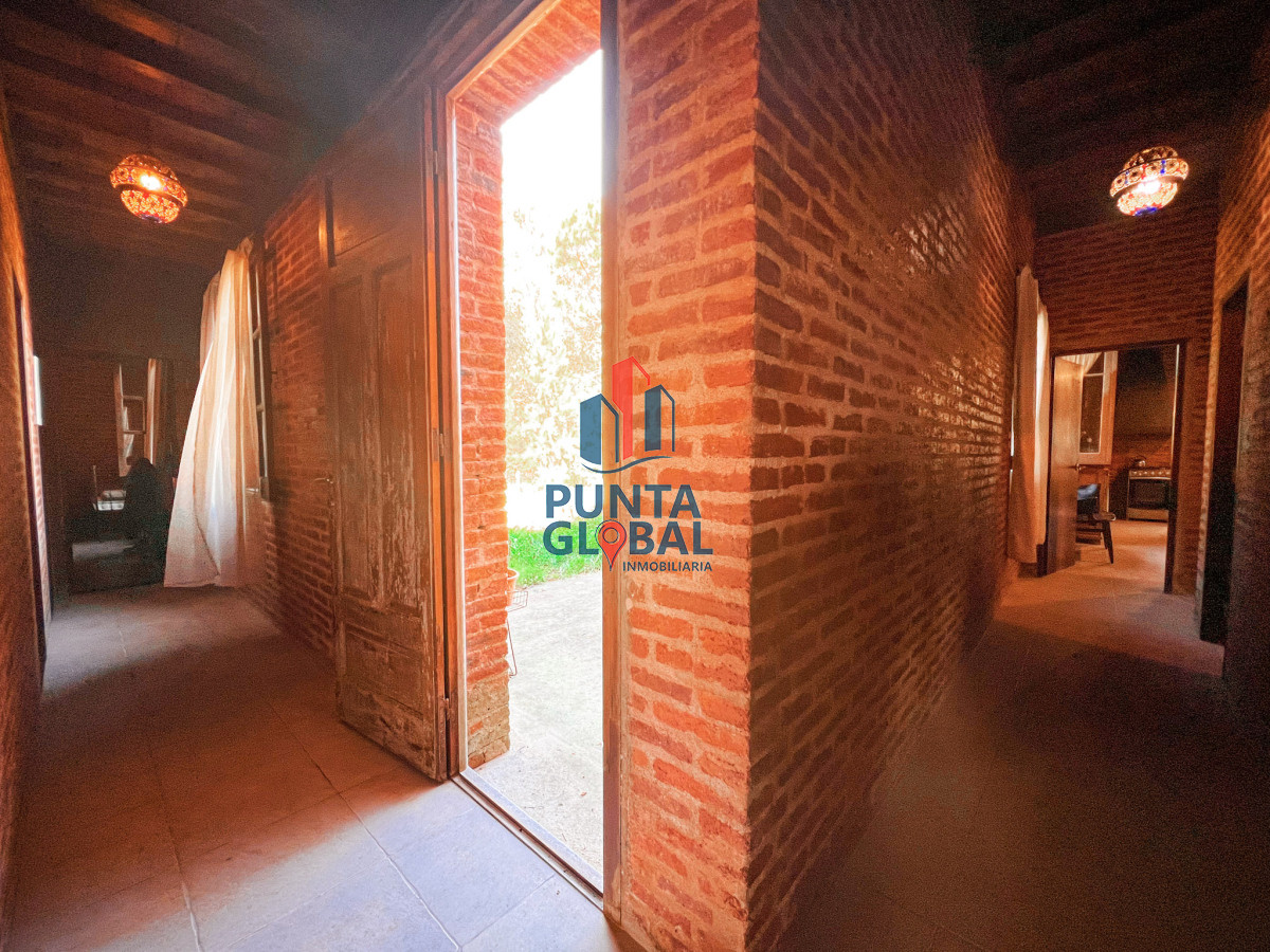 Casa ID.13 - Casa en venta 3 habitaciones 2 baños, Pinares Punta del Este