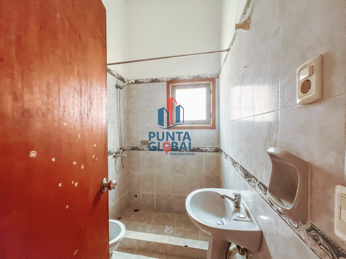 Casa ID.15 - Casas en Venta excelente ubicación para negocio o habitación