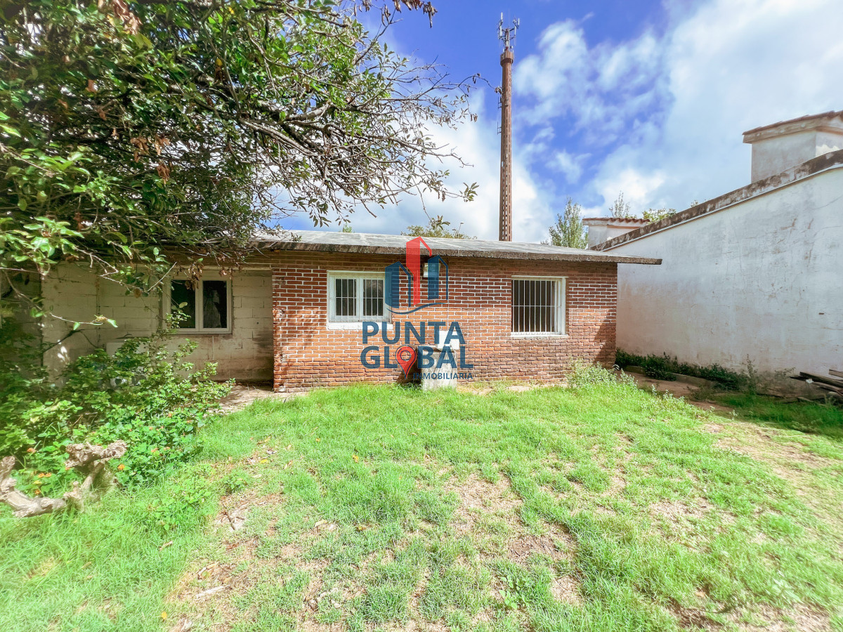 Casa ID.15 - Casas en Venta excelente ubicación para negocio o habitación