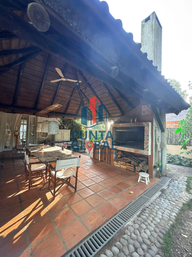 Casa ID.10 - Casa Altos del Pinar