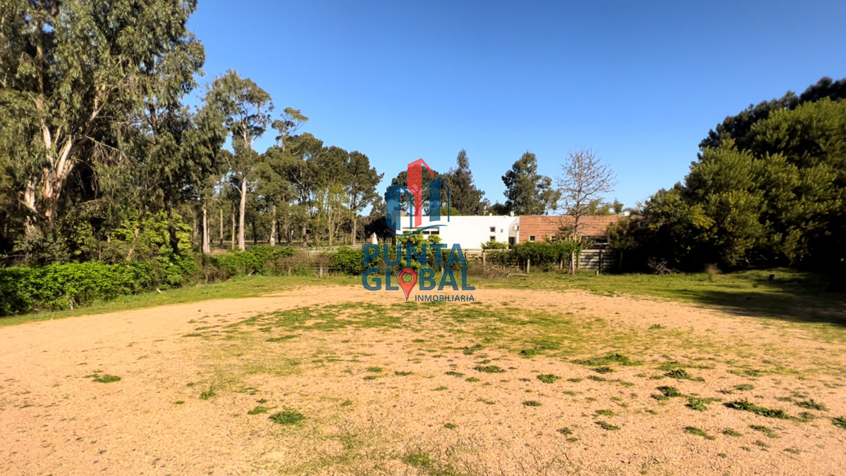 Terreno ID.14 - Terreno en venta zona residencial, pinares