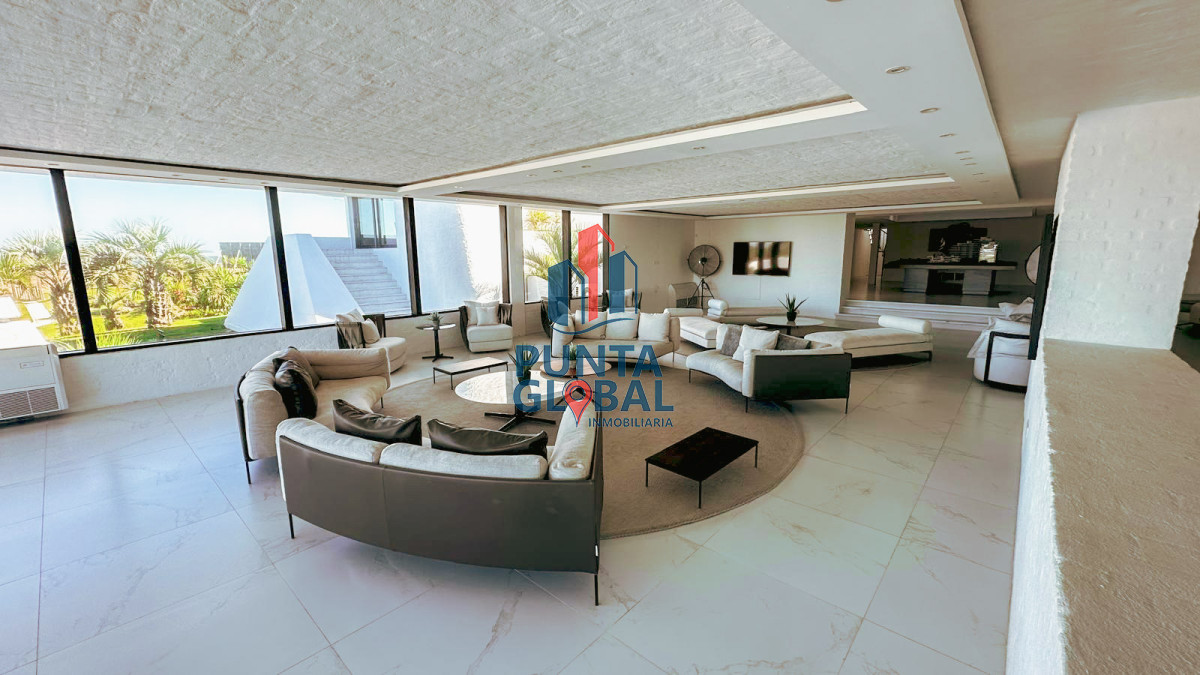 Apartamento ID.153 - Venta Apartamento 2 Dormitorios Punta del Este