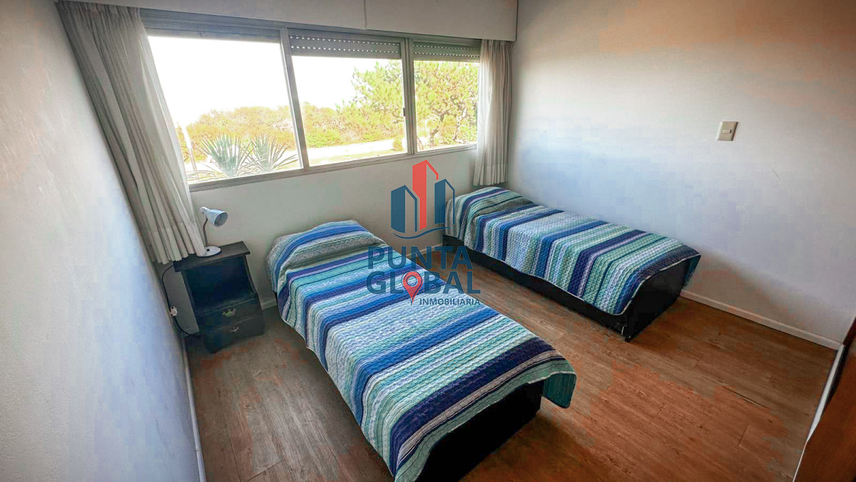 Apartamento ID.72 - Venta Apartamento 4 Dormitorios Punta del Este