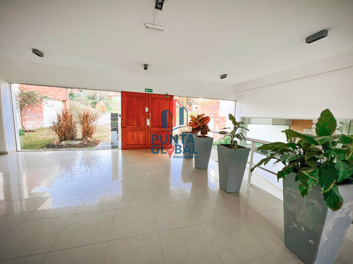Apartamento ID.144 - Venta Apartamento 2 Dormitorios Punta del Este