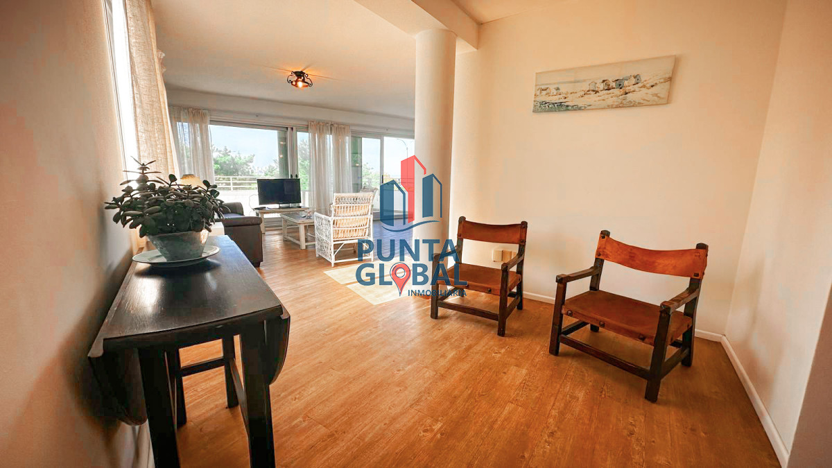 Apartamento ID.72 - Venta Apartamento 4 Dormitorios Punta del Este