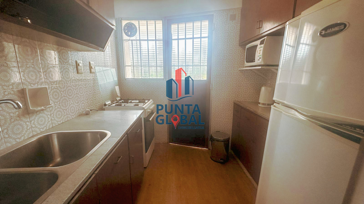 Apartamento ID.72 - Venta Apartamento 4 Dormitorios Punta del Este