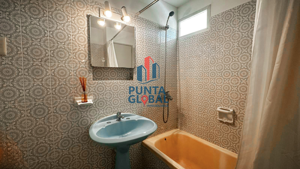 Apartamento ID.72 - Venta Apartamento 4 Dormitorios Punta del Este