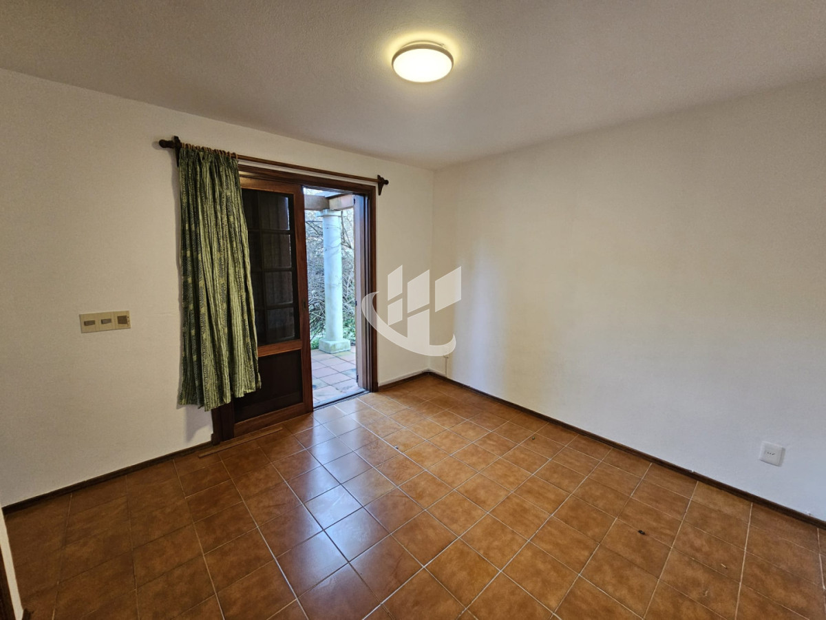 Casa ID.2864 - Casa en venta - Playa Mansa, Parada 19 | California Park
