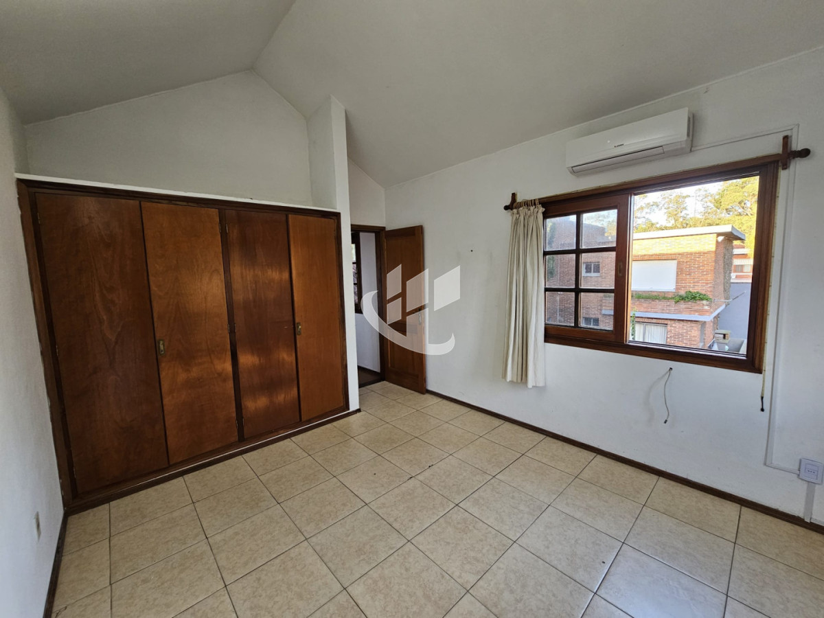 Casa ID.2864 - Casa en venta - Playa Mansa, Parada 19 | California Park